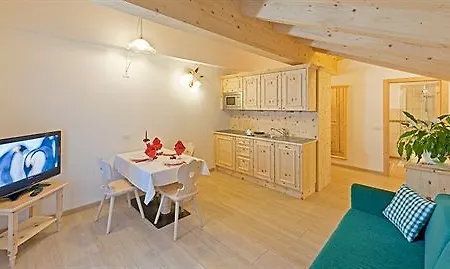 Cesa Melester Campitello di Fassa